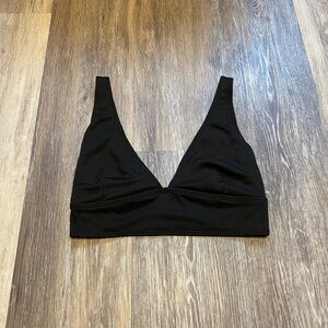 Ribbed Deep V Neck Plunge Wide Strap‎ Black Bikini Swimsuit Top Size Medium